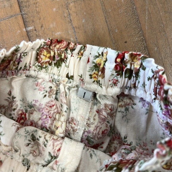 Dear Mimi floral swing top and short set - Picture 7 of 12